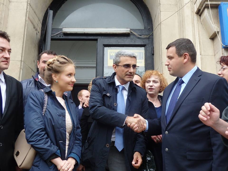 Eugen Tomac și Robert Turcescu vin mâine la Turda