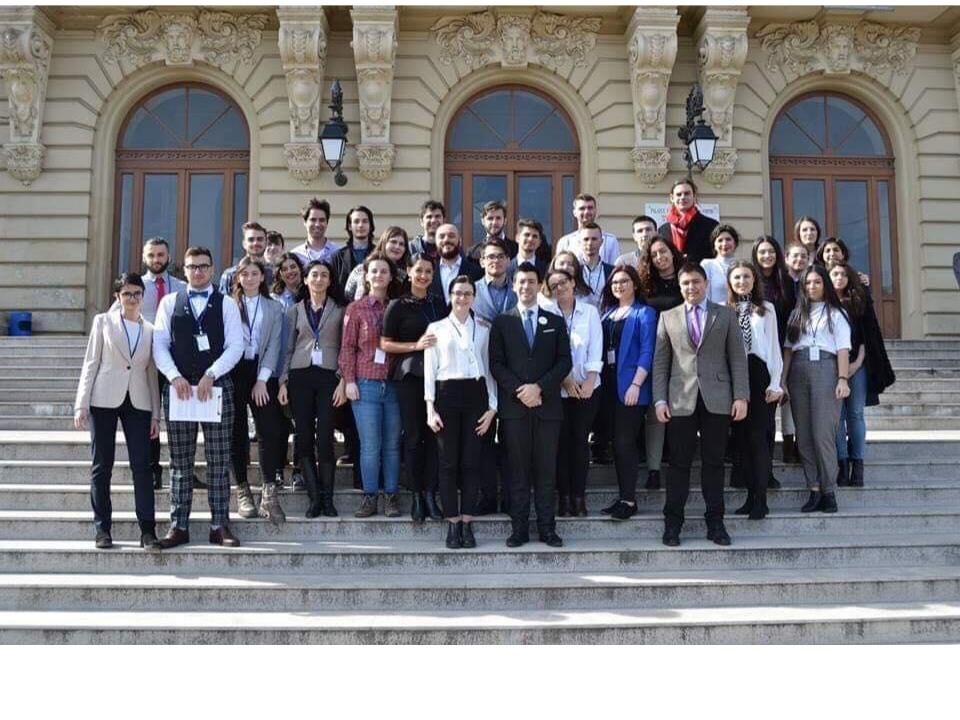 Membră a Asociației The Da Vinci System obține locul I la o simulare a Consiliului European