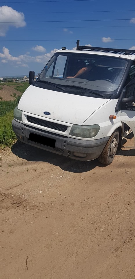 A depozitat balast într-un loc nepermis și a fost surprins de Poliția Locală