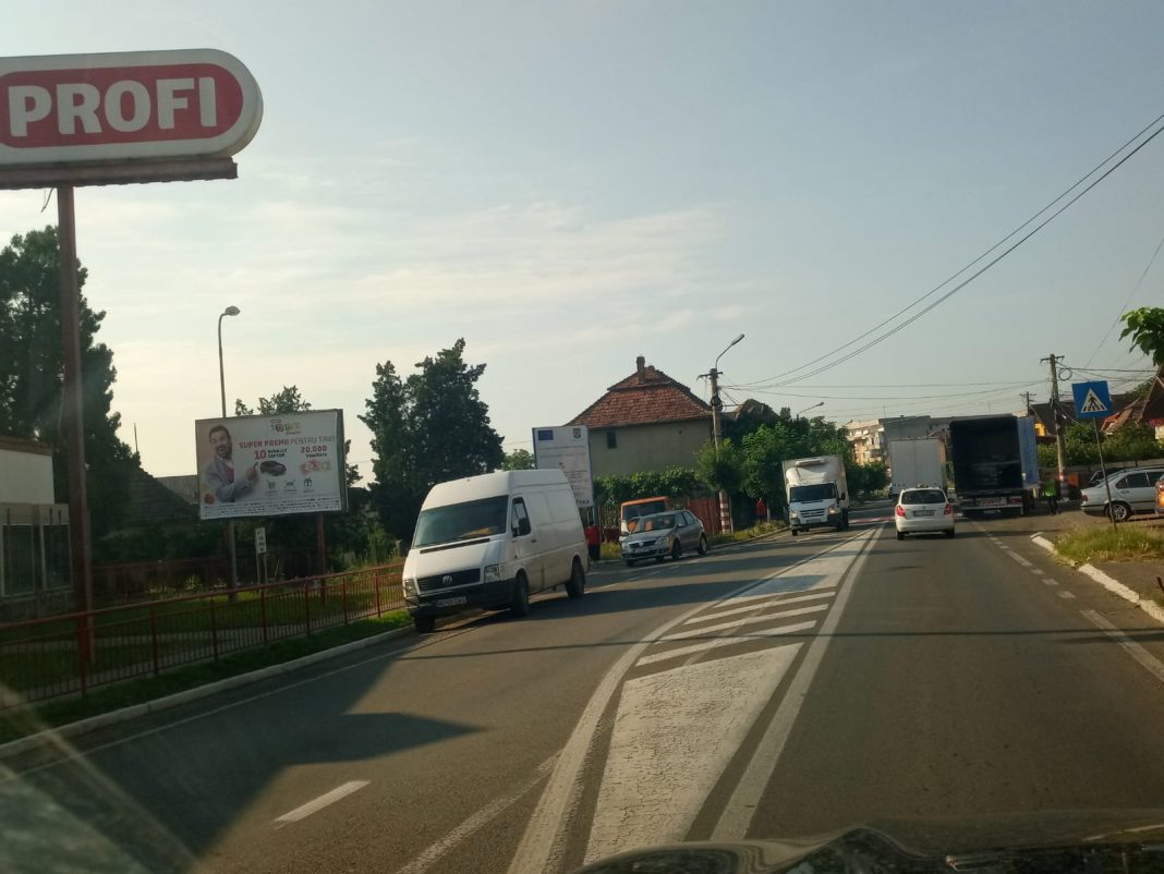 Aprovizionarea de la Profi Câmpia Turzii dă mari bătăi de cap șoferilor