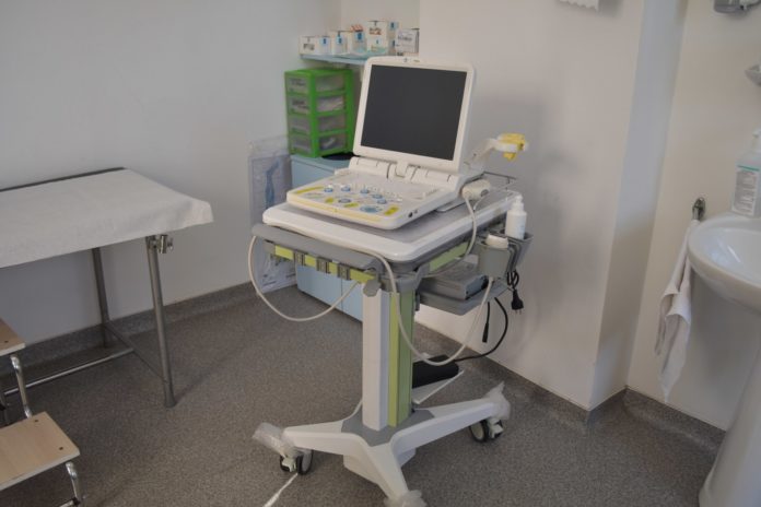 Ecograf cu sonda pentru uz cutanat