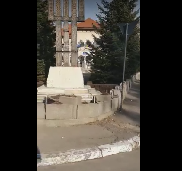 gunoaie-parc-troită