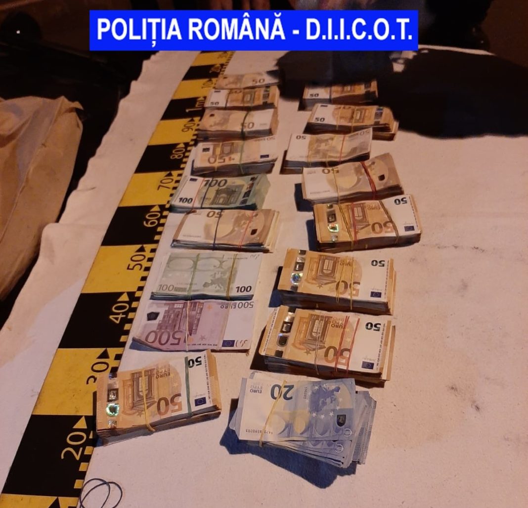 Captură impresionantă de țigări de contrabandă