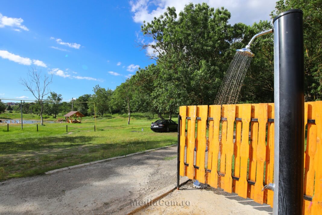 Au fost repuse în funcțiune dușurile de la lacul Privighetorii