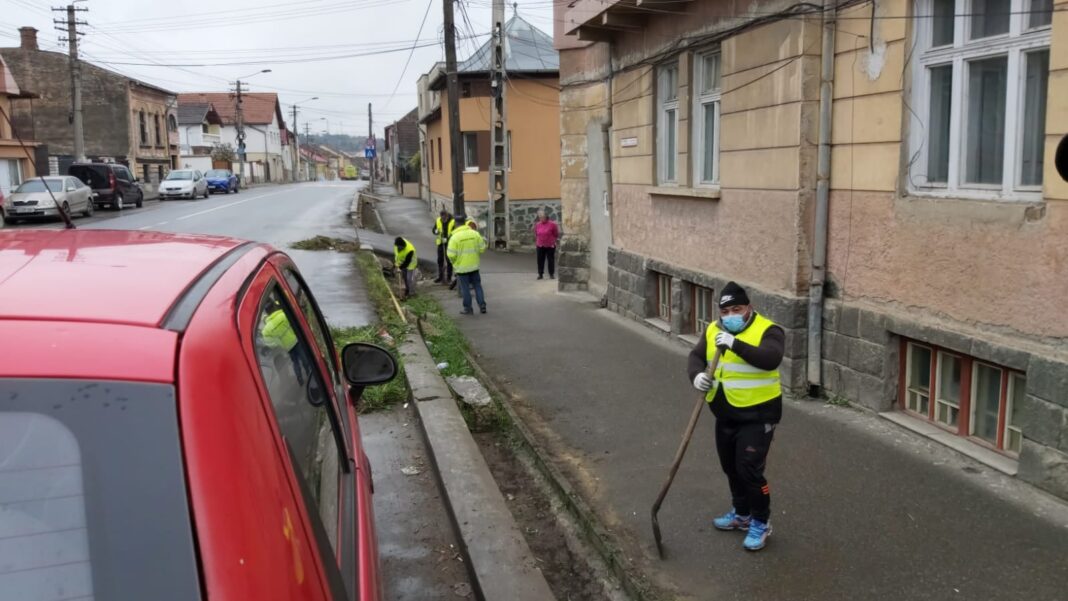 Ampla campanie de igienizare a Turzii