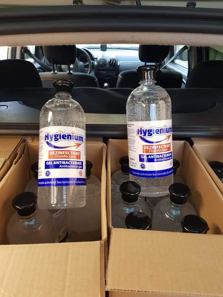 200 de cazuri Covid-19 la Câmpia Turzii – primăria „îi roagă” pe cetățeni să-și cumpere dezinfectant 200 de cazuri Covid-19 la Câmpia Turzii – primăria „îi roagă” pe cetățeni să-și cumpere dezinfectant