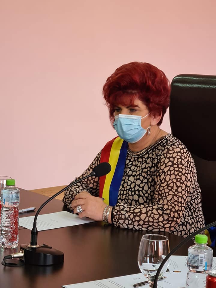 Cum a reușit Magdalena Lucia Suciu să-și ajute comuna carantinată! Cum a reușit Magdalena Lucia Suciu să-și ajute comuna carantinată!