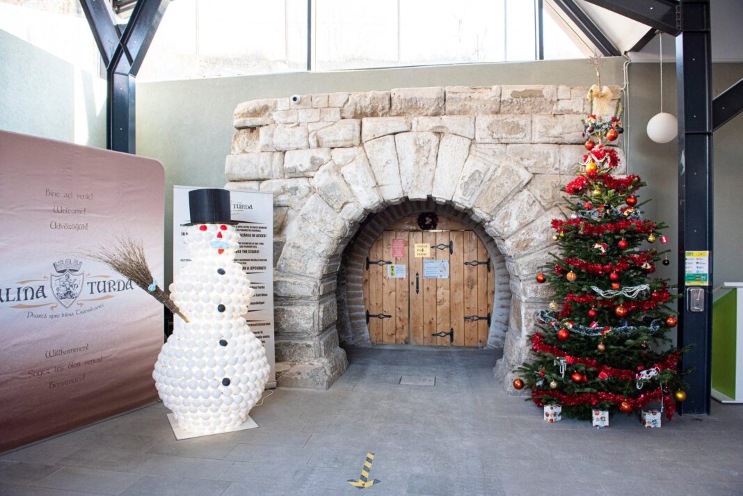 Intrarea VECHE a Salinei Turda se inchide pentru amenajari