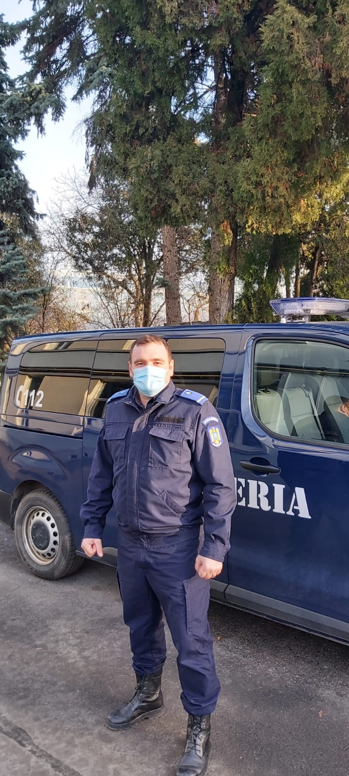 Aflat în timpul liber, un jandarm clujean a aplanat un conflict în trafic