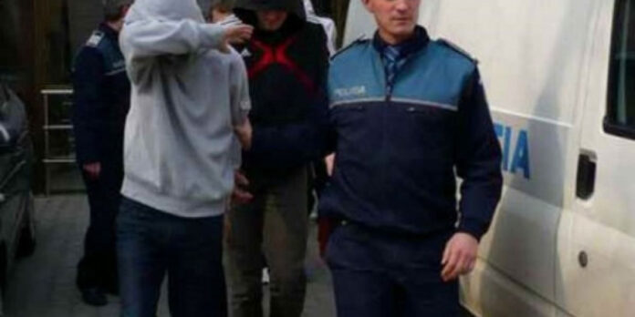 sapte-tineri-prinsi-la-furat-in-magazine-in-doar-doua-zile