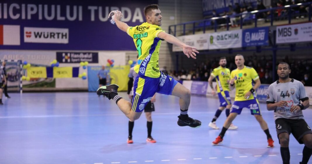 Magnificii câștigă cu Baia Mare și așteaptă, liniștiți, sărbătorile