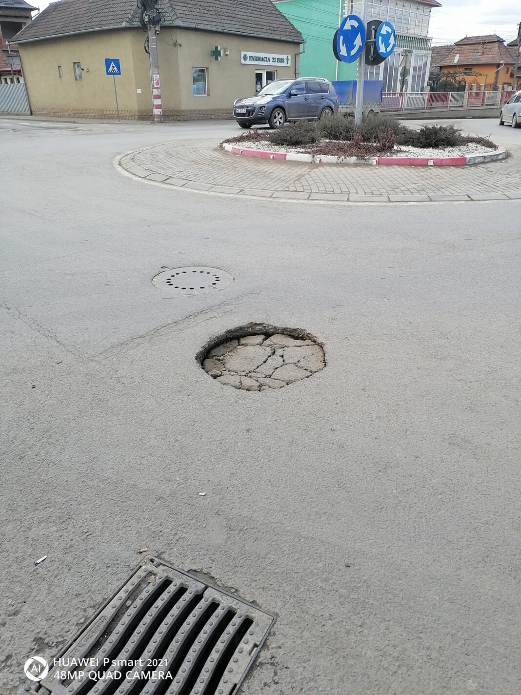 Știrea Cititorului: Sensul giratoriu de la LIDL s-a rupt