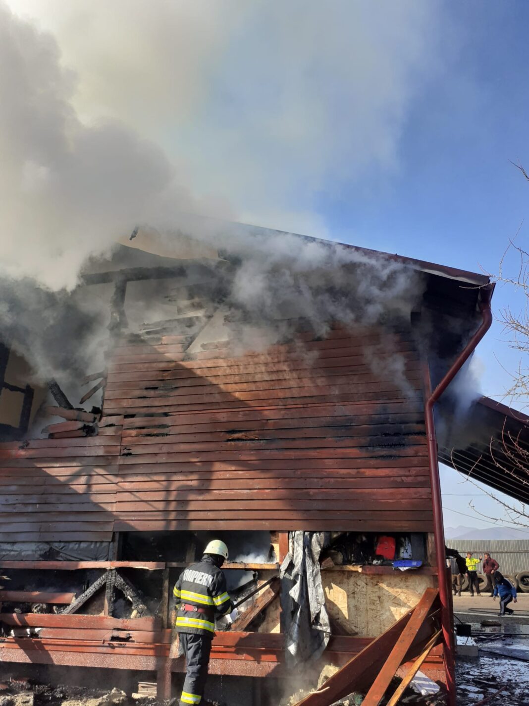 Concluziile pompierilor turdeni dupa incendiul de la Mihai Viteazu