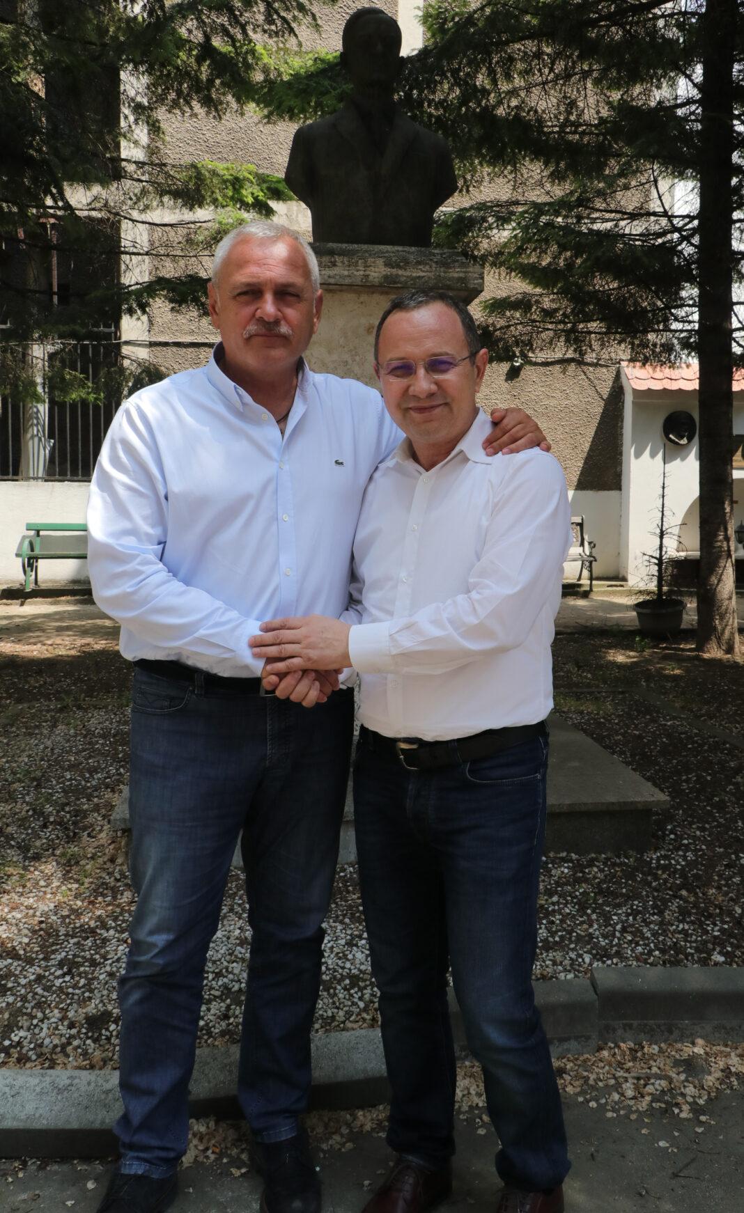 Lupii nu mai ies în haite, se adună în partide – ediția Dragnea + Pavelescu = iubire