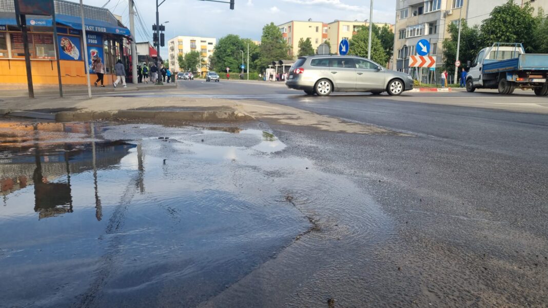 Cartierele Micro 3 și Poiana rămân fără apă potabilă 