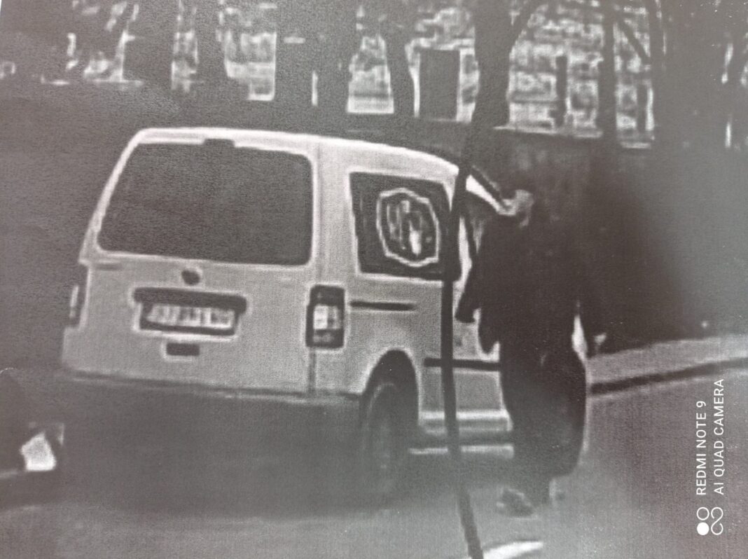 Poliția Cluj vă cere ajutorul pentru identificarea unei persoane Poliția Cluj vă cere ajutorul pentru identificarea unei persoane