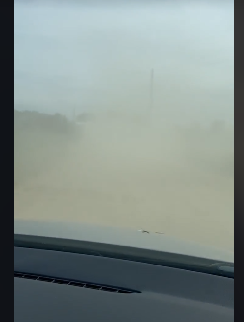 Știrea cititorului: Copiii din Milano și Manchester înghit praf ca la Turda?