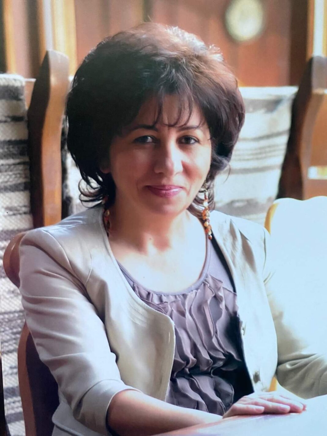 Doliu la Colegiul National Mihai Viteazu – una dintre cele mai iubite profesoare a plecat la Ceruri