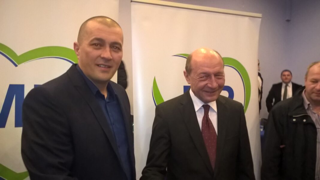 Viceprimarul comunei Mihai Viteazu amenințat prin telefon și SMS: „Ori plătești, ori…”