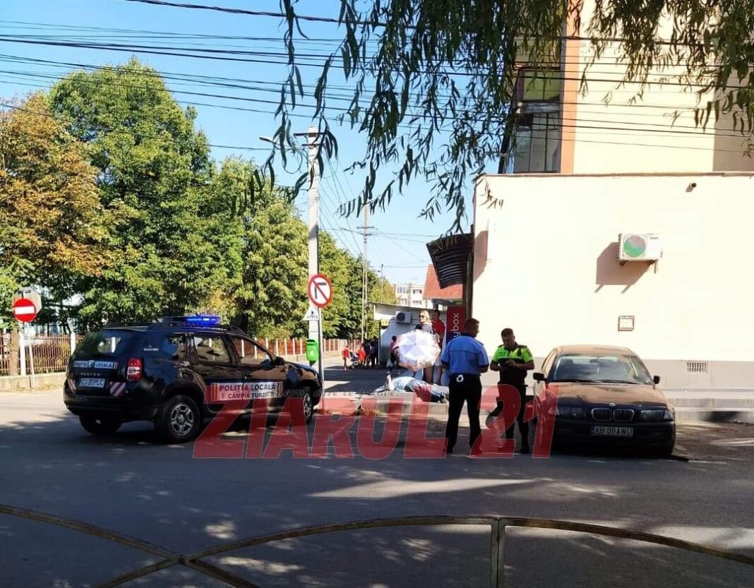 Bărbat căzut, în stradă, la Câmpia Turzii – încă se așteaptă salvarea