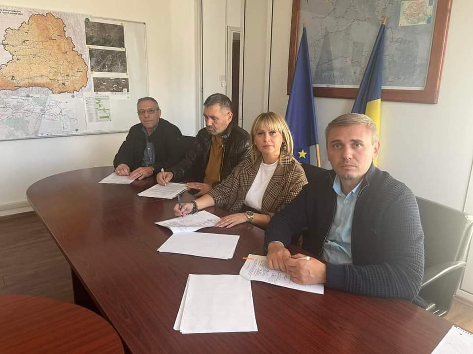 S-a semnat contractul pentru un nou drum foarte important din Transilvania