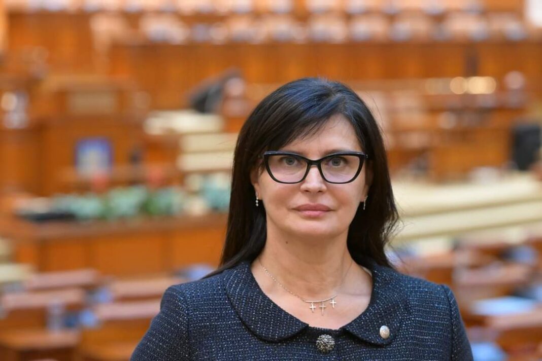 Cristina Burciu: <strong>Normele de protecție a siguranței financiare a românilor, întărite la nivel european</strong> Cristina Burciu: <strong>Normele de protecție a siguranței financiare a românilor, întărite la nivel european</strong>