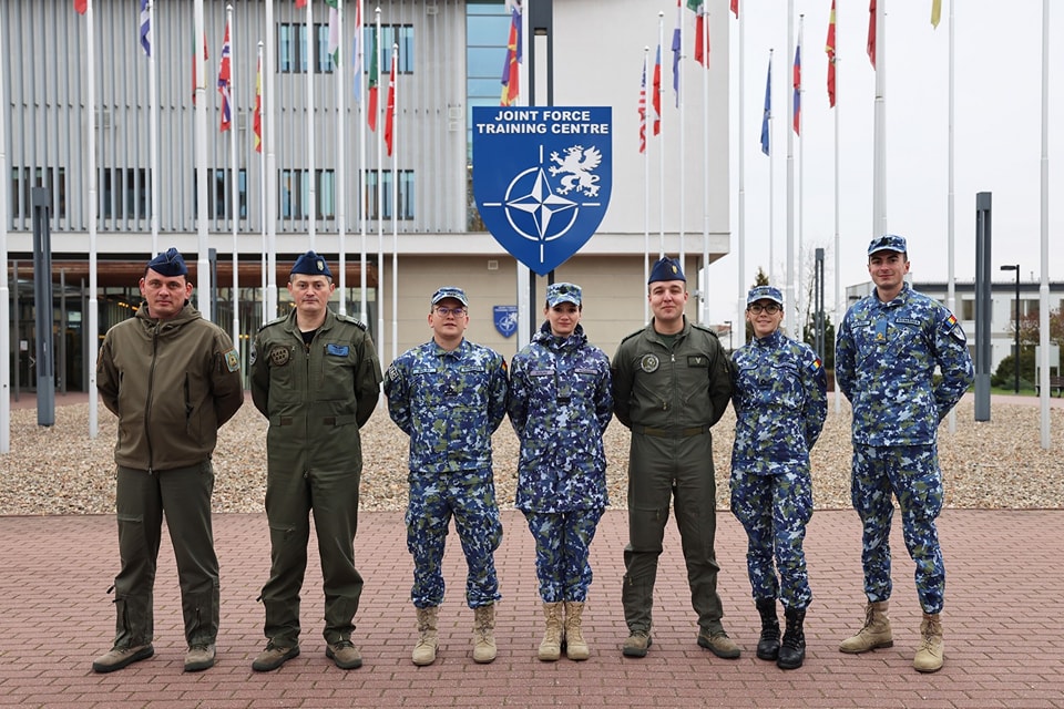 Militarii Bazei 71 Aeriană, în misiune, pe teritoriu polonez Militarii Bazei 71 Aeriană, în misiune, pe teritoriu polonez