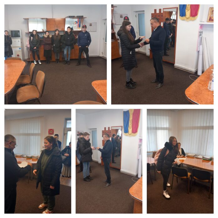 premiere-tritenii-de-jos