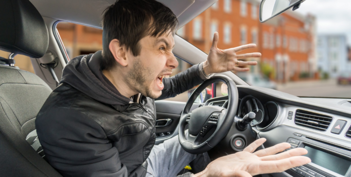 Soferii-romani-cu-un-comportament-agresiv-in-trafic-nu-vor-mai-ramane-fara-permis