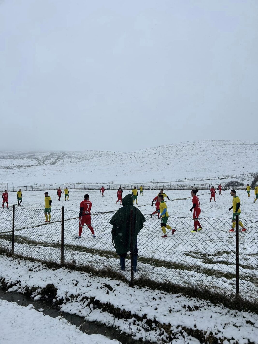 Anul trecut jucau în Liga a 3-a, acum pierd cu Progresul Boian – Sticla Turda – rușinea județului!