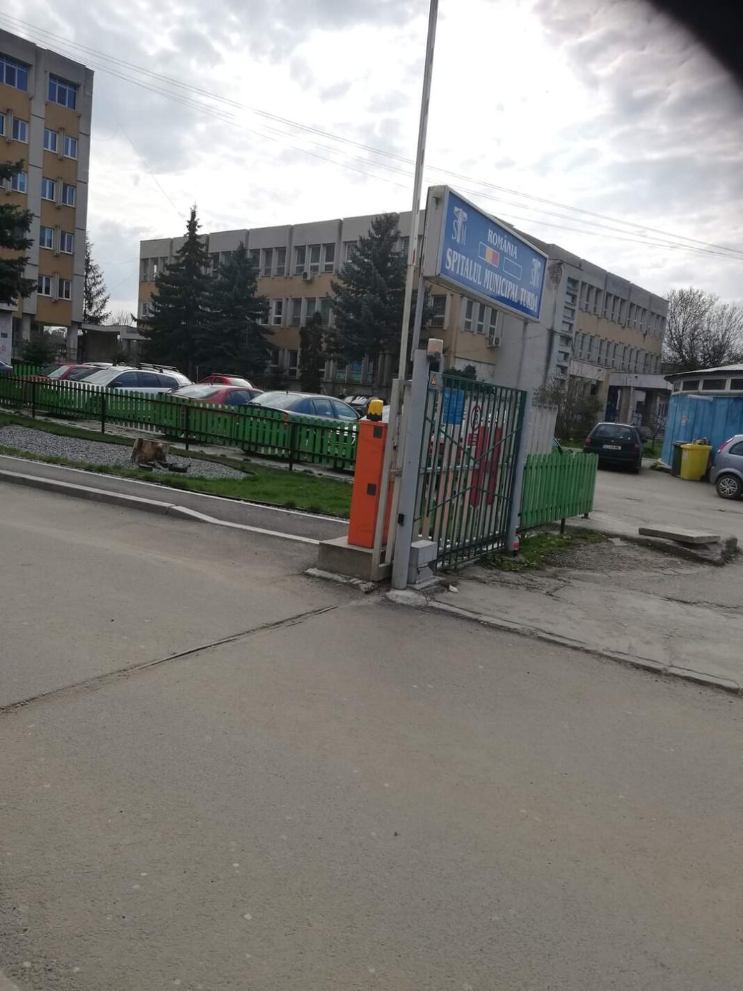 Stirea cetateanului: La Spitalul din Turda se intra pe spaga Stirea cetateanului: La Spitalul din Turda se intra pe spaga