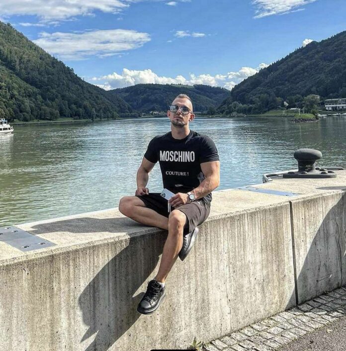 IMG-434e0ab3a841b3d5a6e7c47b6b3872eb-V