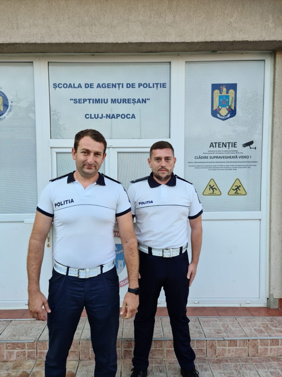 Doi politisti aflati in timpul liber au capturat un sofer care circula beat Doi politisti aflati in timpul liber au capturat un sofer care circula beat