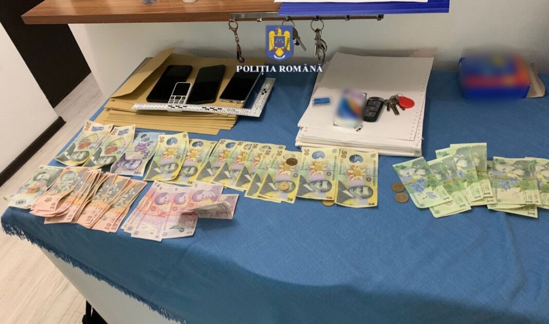 Două percheziții și două persoane reținute de polițiștii clujeni