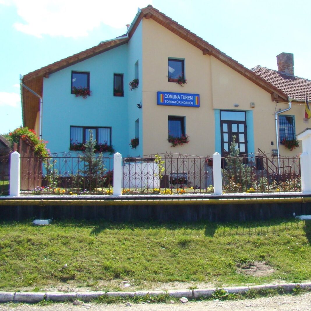 Primăria Comunei Tureni condamnă ferm atitudinea delăsătoare a consilierilor locali!