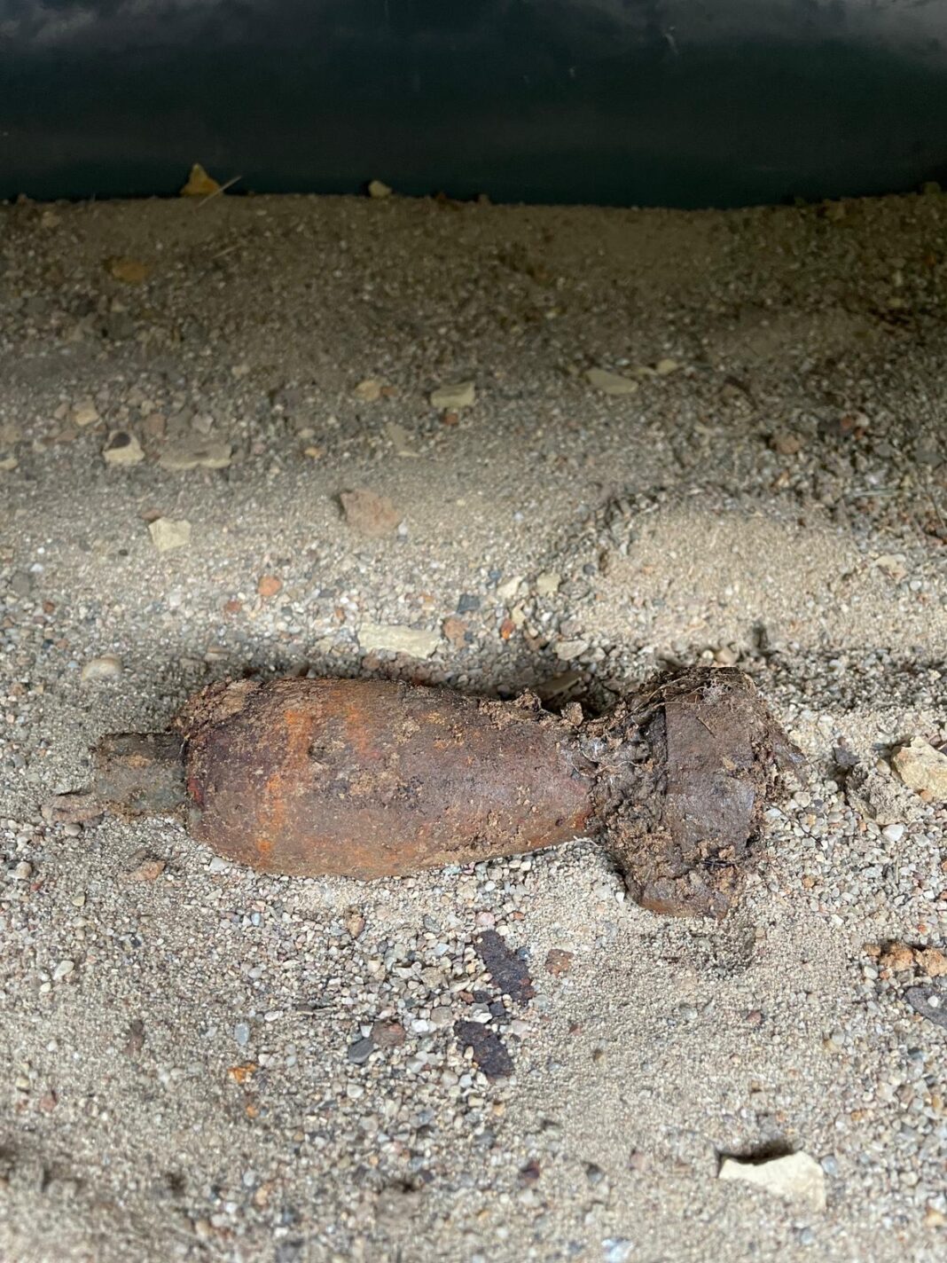 Proiectil neexplodat, gasit in Faget Proiectil neexplodat, gasit in Faget