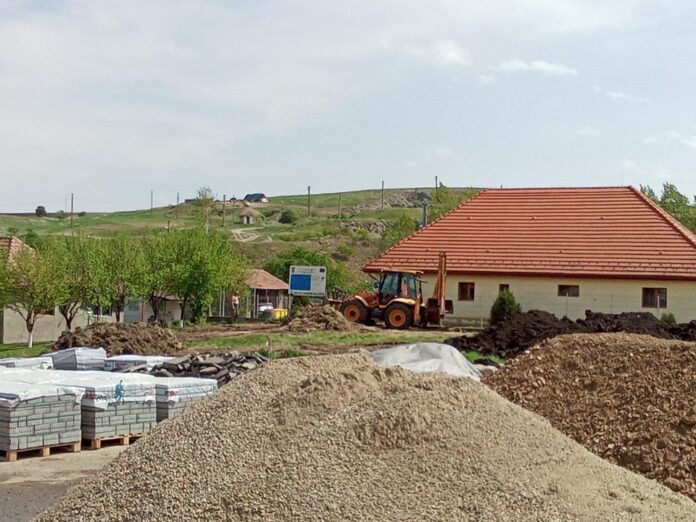 438159504_728002269506164_5366020359072881932_n