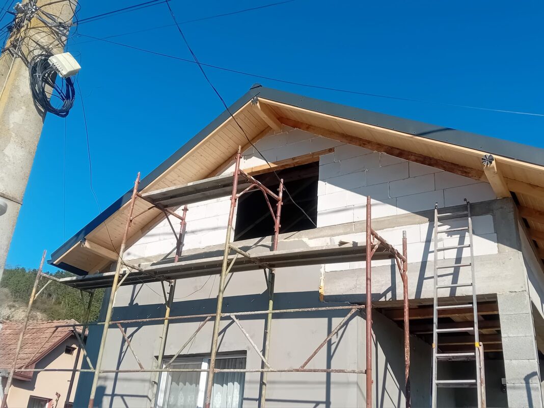 Cum ar fi să-ți construiești casă „pe System Turbat”?