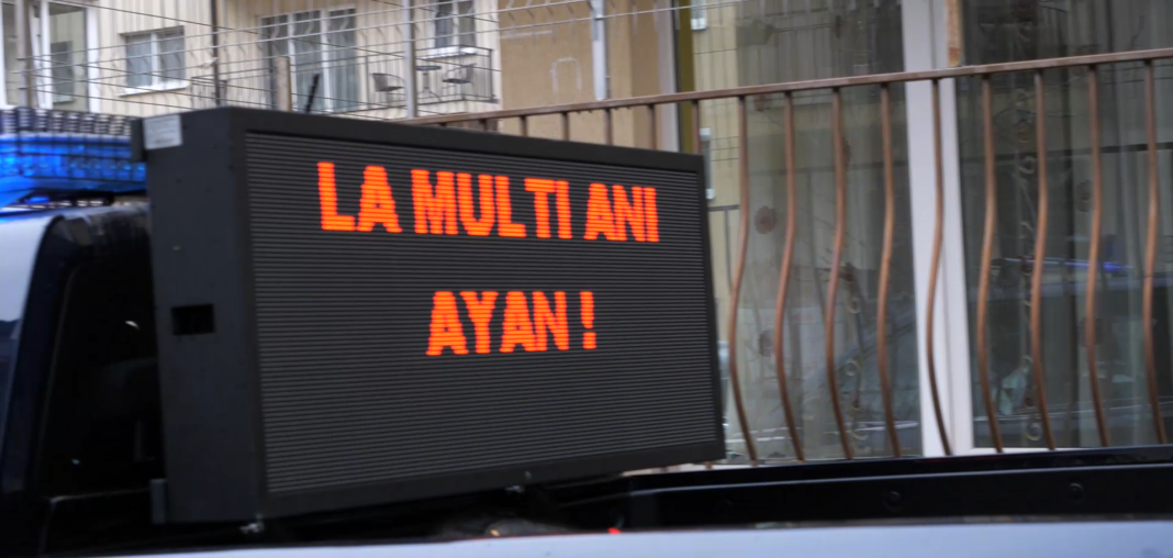 Vizită surpriză a jandarmilor clujeni cu prilejul zilei de naștere a unui băiețel