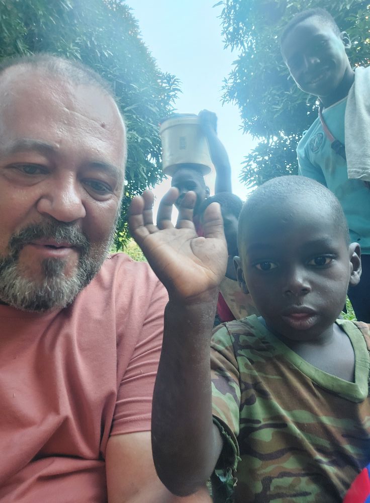 Haiducii în Africa 2025 – o nouă aventură filantropică Haiducii în Africa 2025 – o nouă aventură filantropică