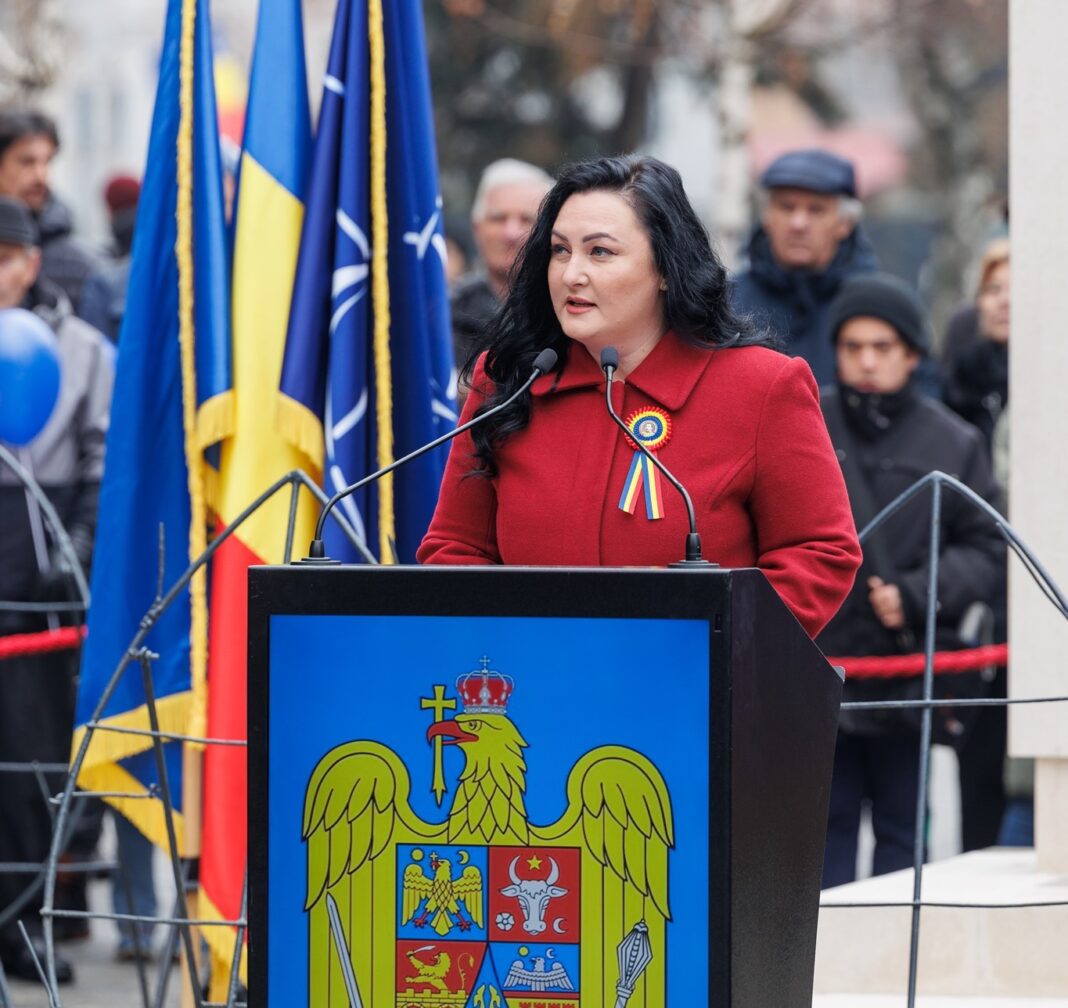 Irina Munteanu își continuă mandatul de prefect!