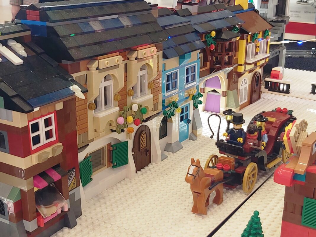 Expoziția de Iarnă Brickenburg, eveniment al fanilor LEGO®, din nou la Muzeul Etnografic al Transilvaniei