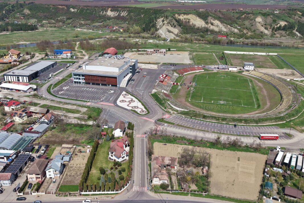 Au fost recepționate lucrările de modernizare a străzii Intrarea Stadionului și a parcării din proximitatea Nova PG Arena Au fost recepționate lucrările de modernizare a străzii Intrarea Stadionului și a parcării din proximitatea Nova PG Arena