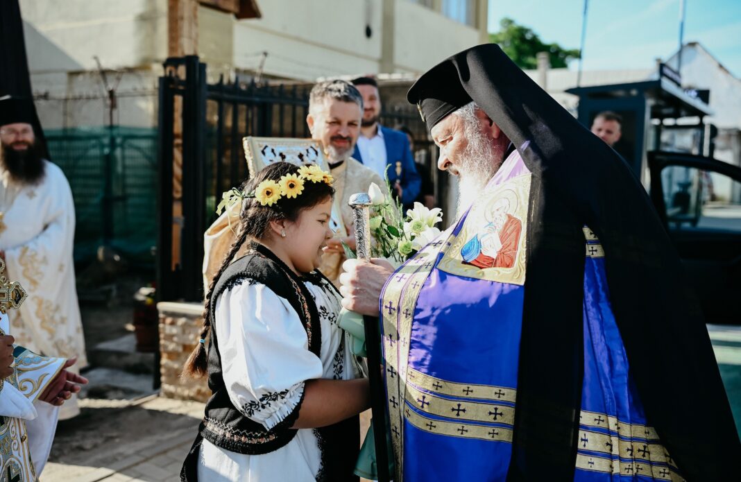 Înalt Preasfințitul Andrei, s-a întors la Turda!