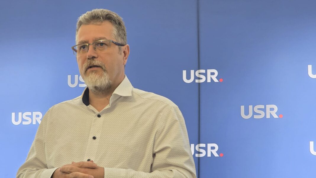 raport de activitate prezentat de Ciprian Rigman