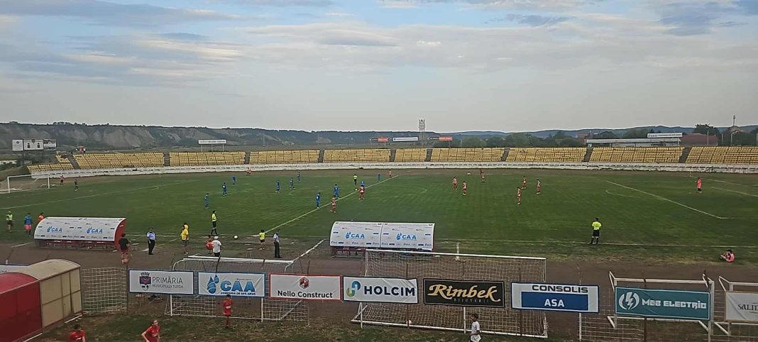 Fotbal, Liga a 3-a: Scor la pauză pe Municipalul turdean