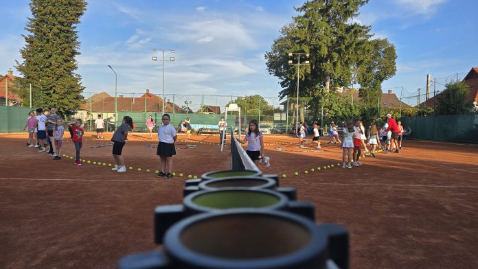 tenis câmpia turzii