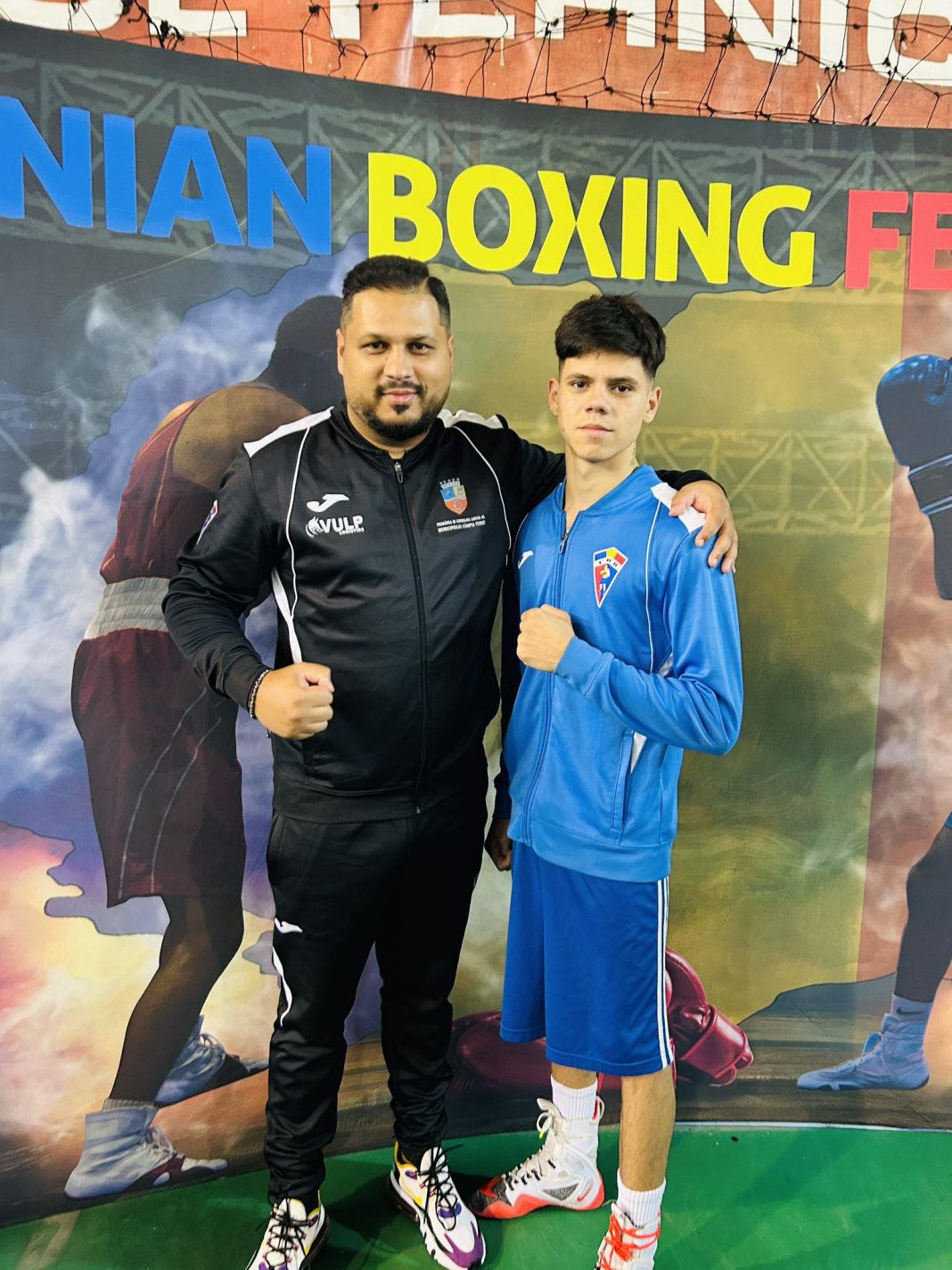 🥊 Prima victorie pentru ACS Daniel Boxing Câmpia Turzii la Naționalele de la Oradea! Mitralierele intră în foc! 🥊