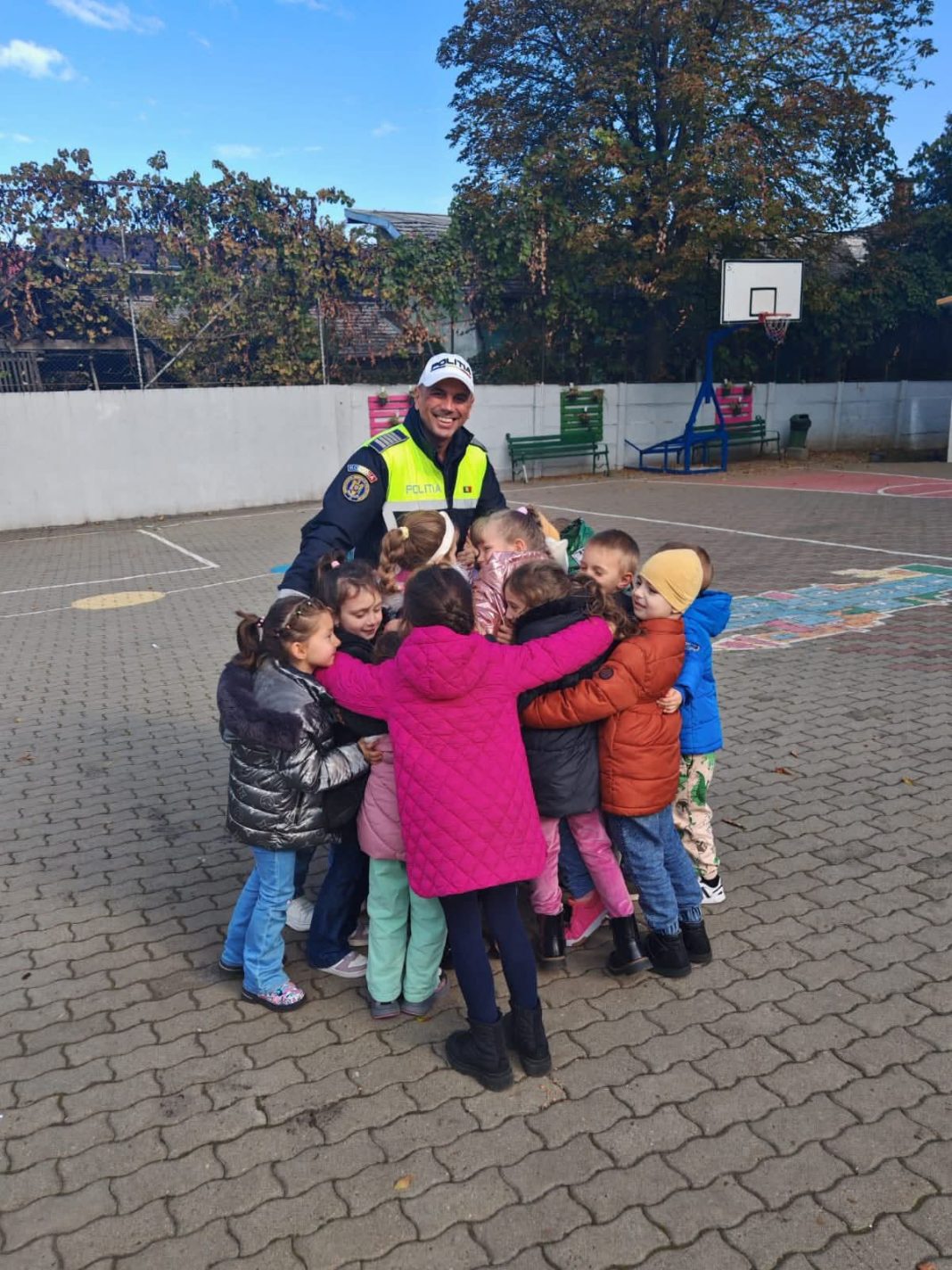 š®āāļø ActivitÄČi educativ-preventive la Čcoala GimnazialÄ āTeodor MurÄČanuā Turda