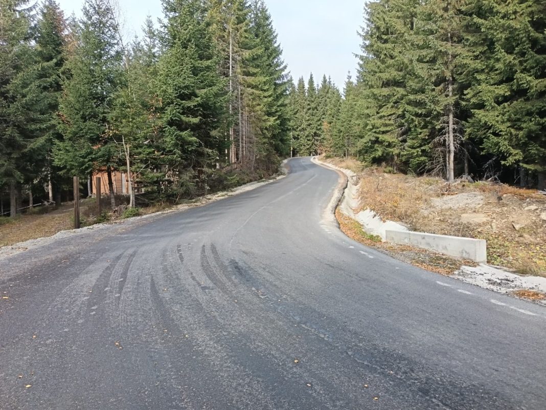 🏔️ Drumul spre iarnă e gata! Consiliul Județean Cluj a asfaltat complet traseul spre pârtia Buscat! ❄️ 🏔️ Drumul spre iarnă e gata! Consiliul Județean Cluj a asfaltat complet traseul spre pârtia Buscat! ❄️